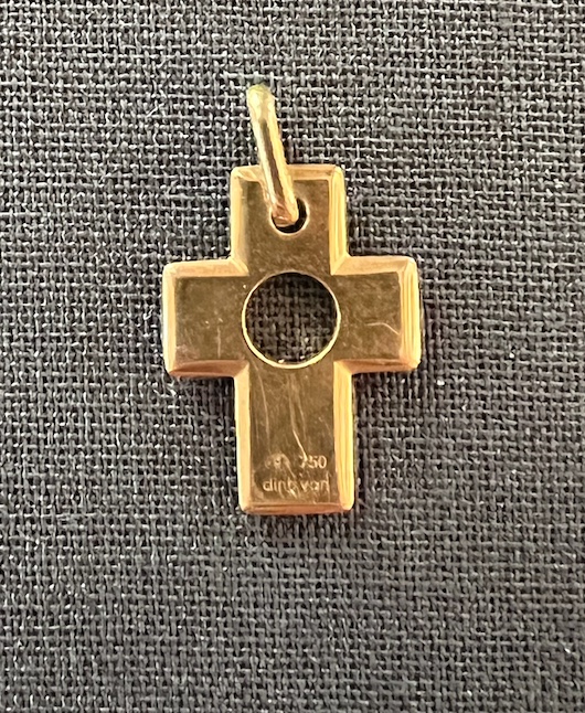 Croix en or Dinh Van