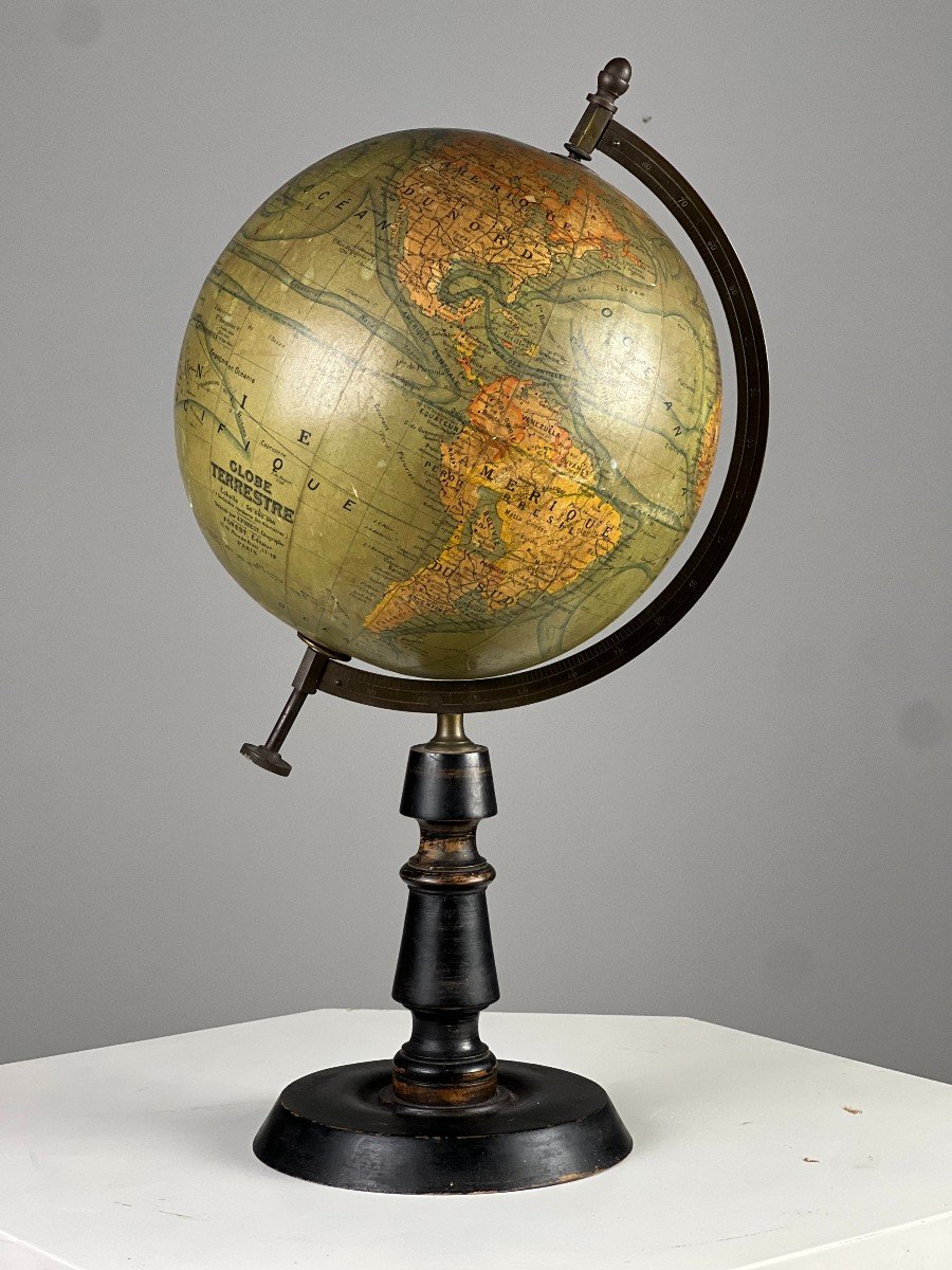 Globe J. Forest-photo-7