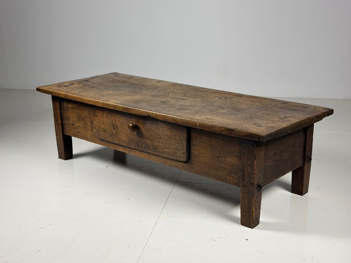 Table Basse Espagnole 18e Siècle