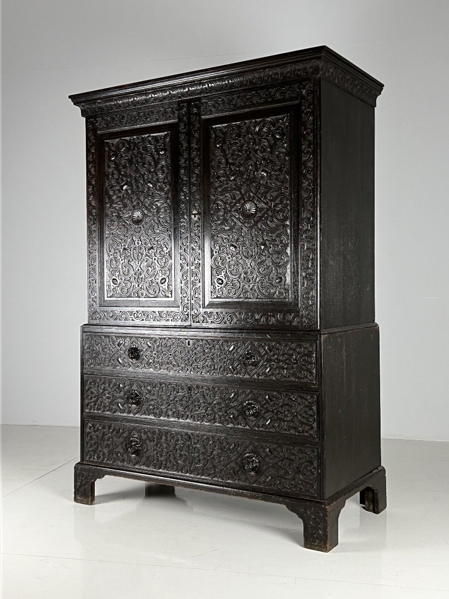 Armoire victorienne en chêne sculptée à la main 19ème siècle-photo-2