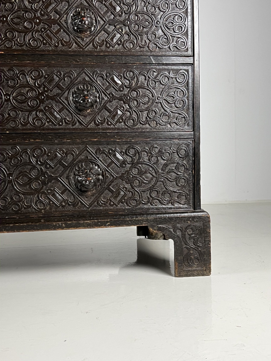 Armoire victorienne en chêne sculptée à la main 19ème siècle-photo-3