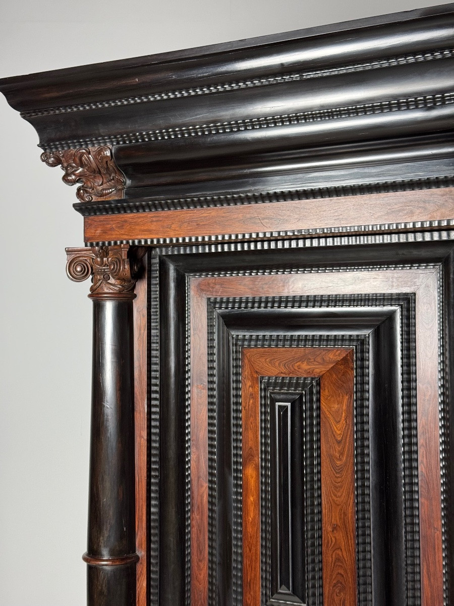 Dutch Baroque Cushion Cabinet 1700-photo-2