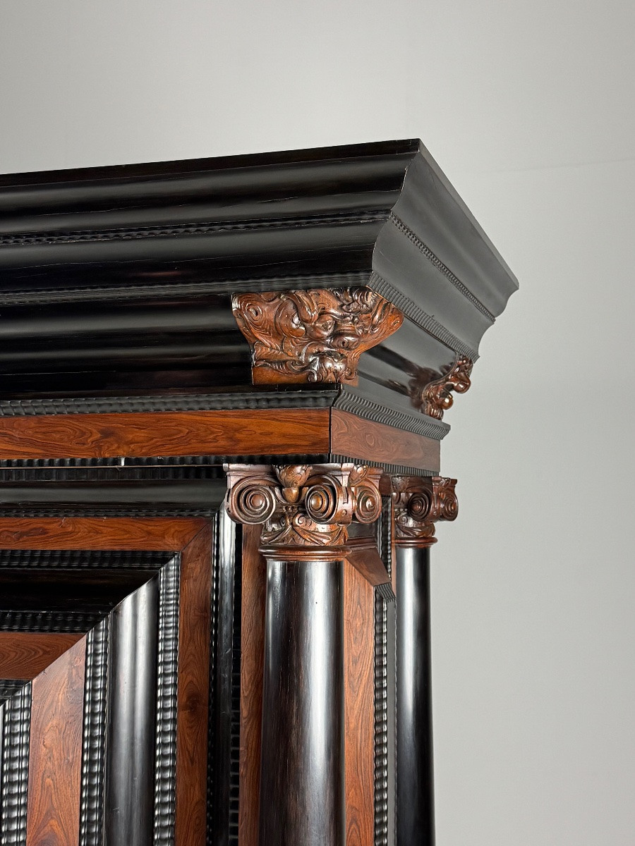 Dutch Baroque Cushion Cabinet 1700-photo-3