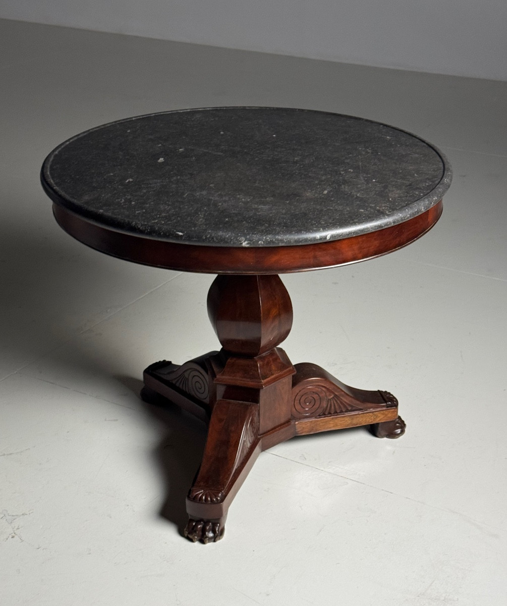 Table Charles X en Acajou
