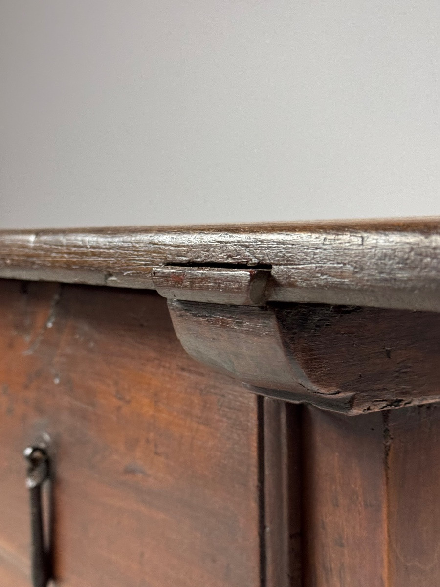 18th Century Spanish Coffee Table-photo-3