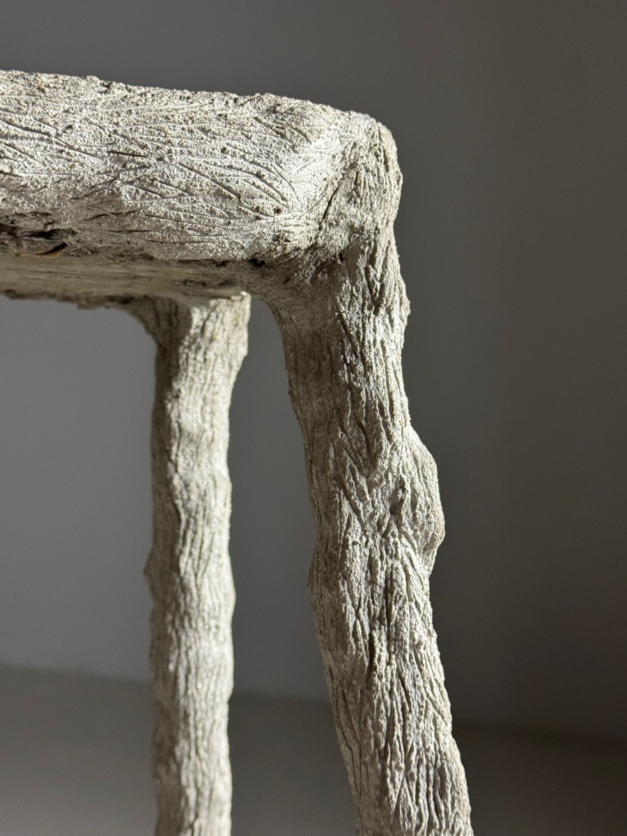 Faux Bois Concrete Column -photo-1