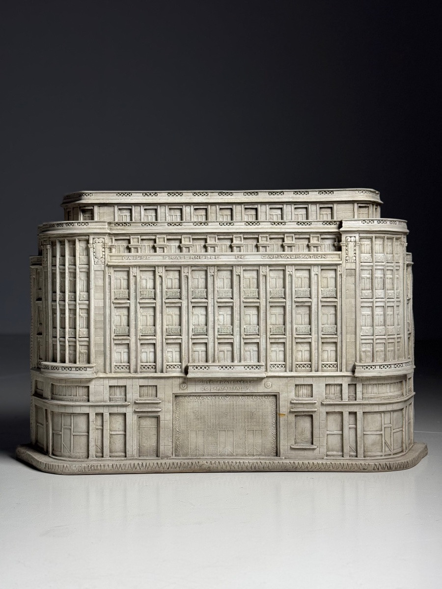 Scale Model Of The Lille Fraternal Capitalization Fund-photo-2