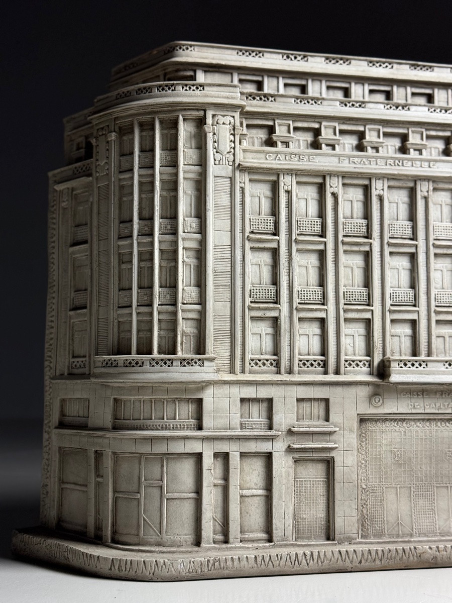 Scale Model Of The Lille Fraternal Capitalization Fund-photo-3