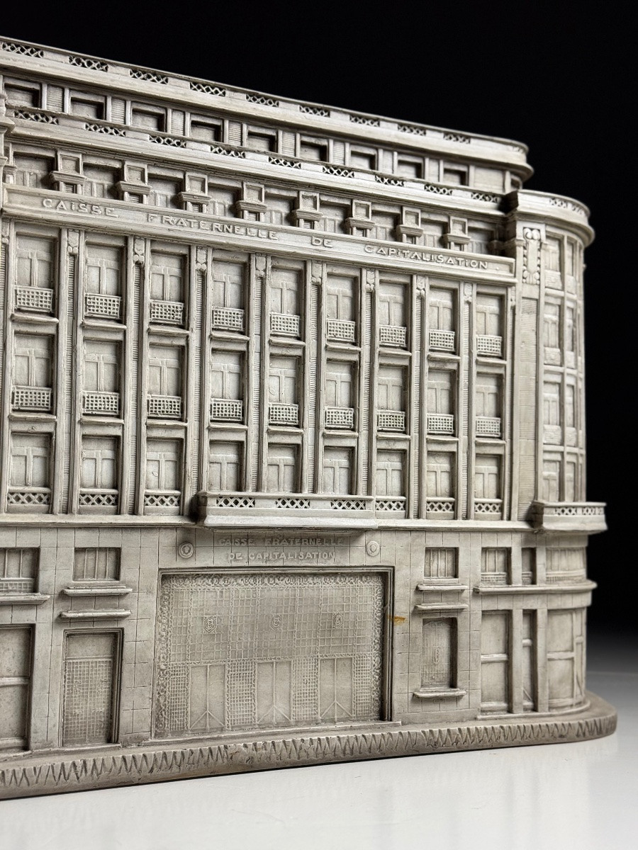 Scale Model Of The Lille Fraternal Capitalization Fund-photo-8