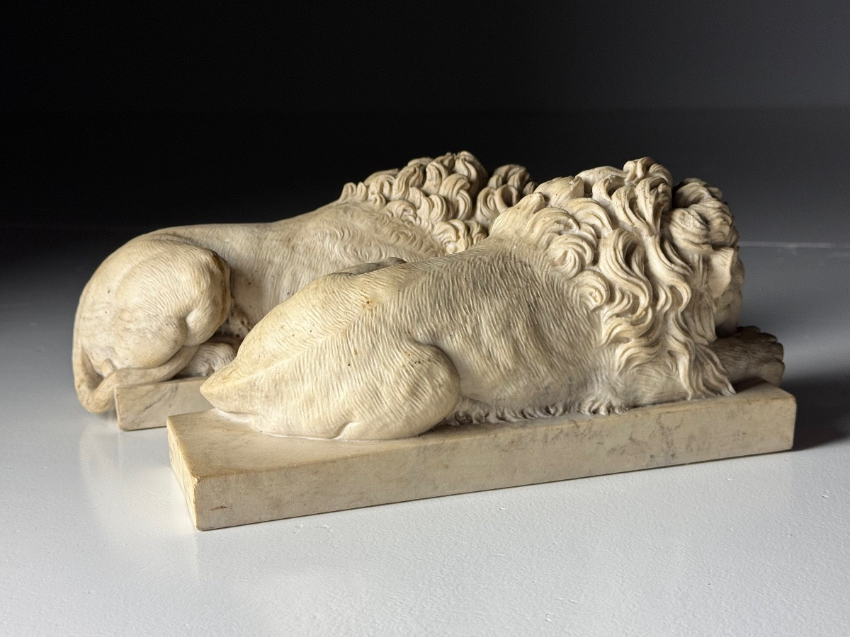 2 Lions en fonte de marbre d'après Canova-photo-1