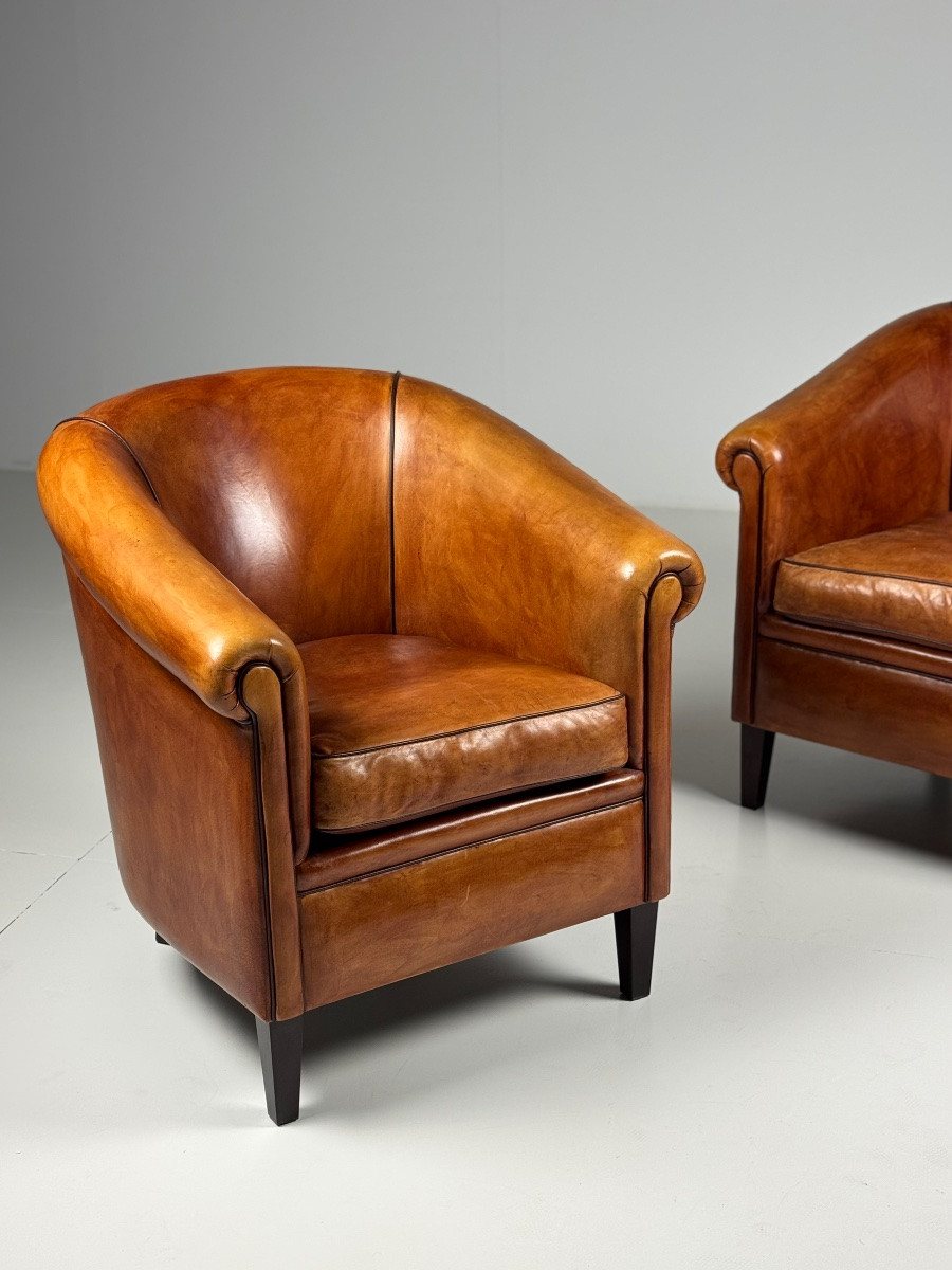 Lot de 2 fauteuils club en cuir de mouton -photo-2