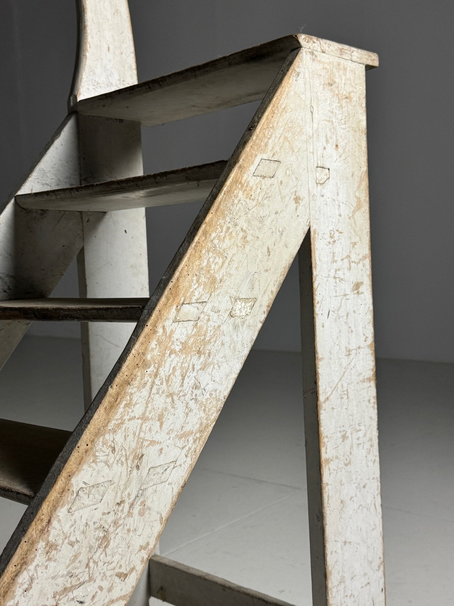 Library Staircase, Early 20th Century -photo-5