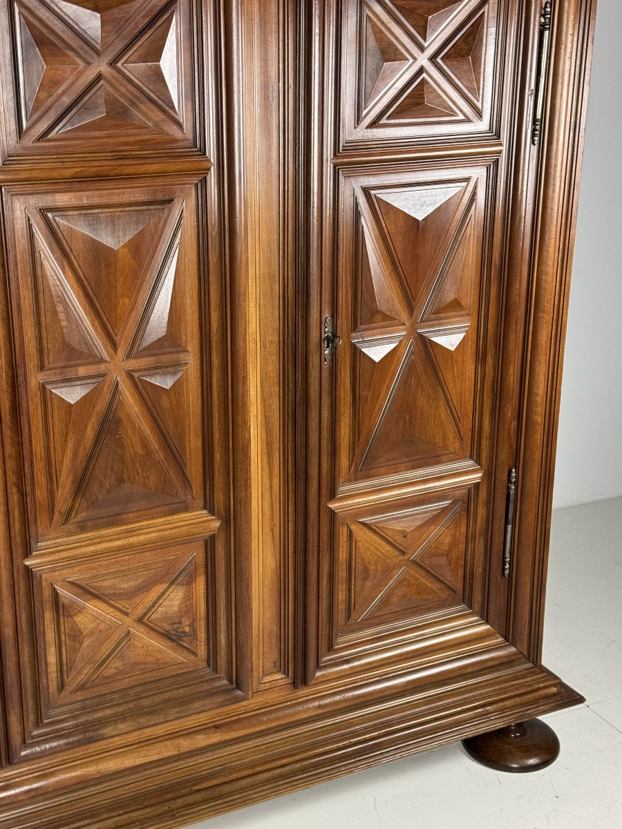 Geometric Cabinet In Burgundy Walnut 1700-photo-1