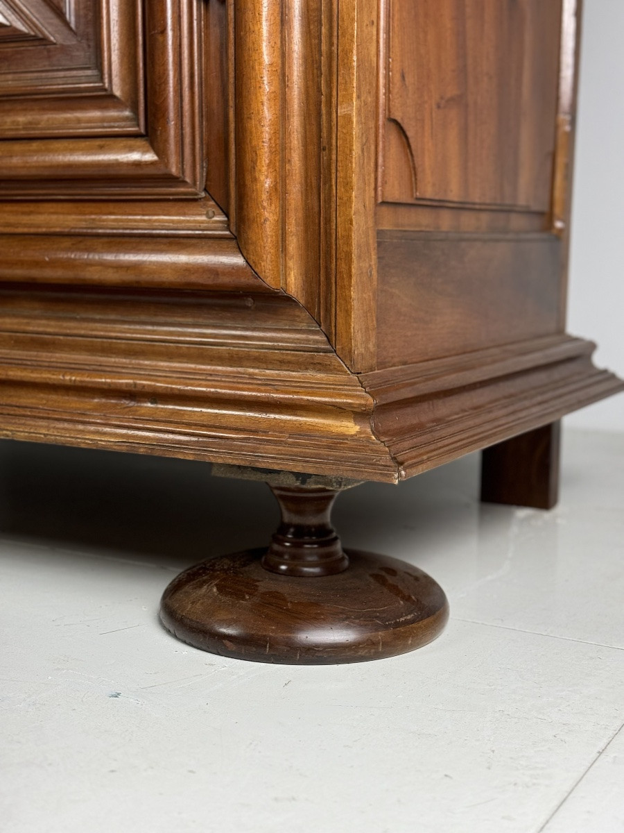 Geometric Cabinet In Burgundy Walnut 1700-photo-6