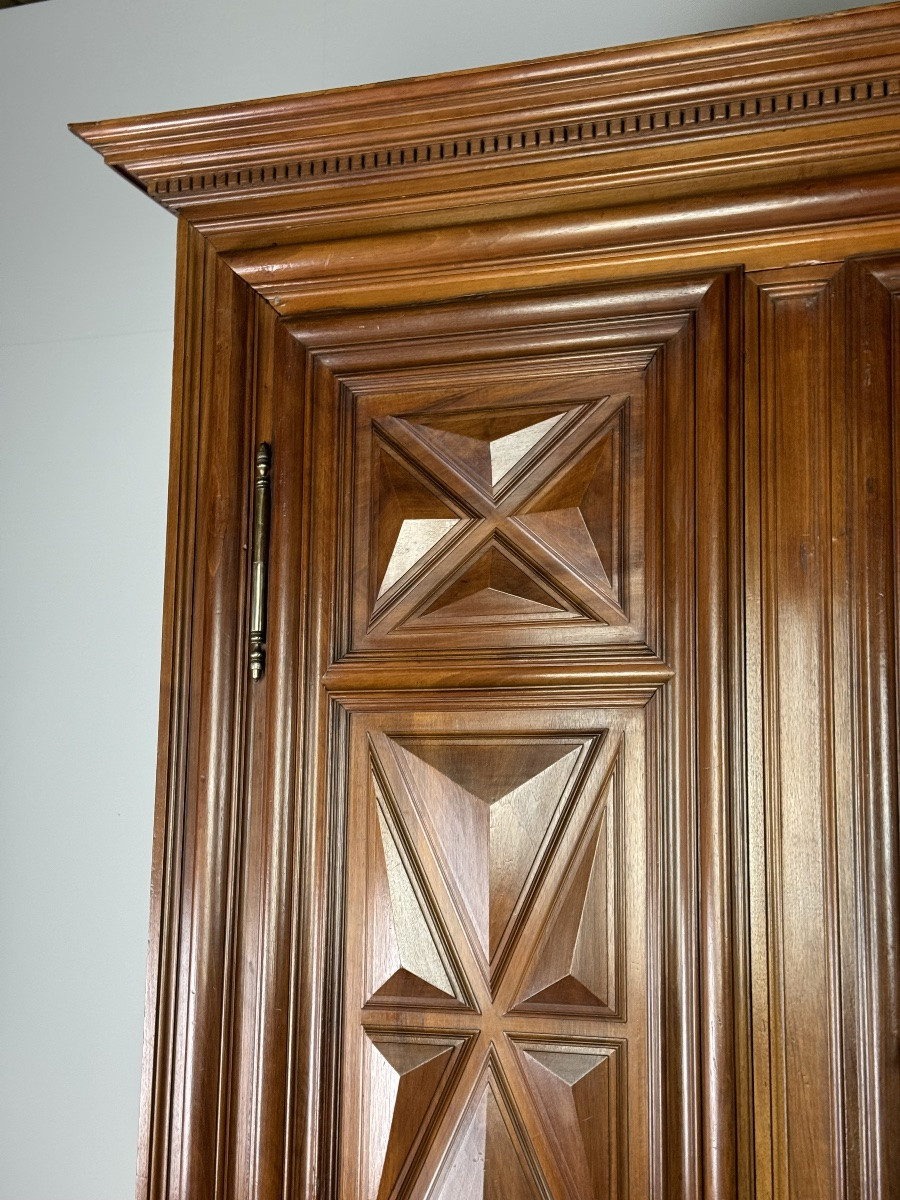 Geometric Cabinet In Burgundy Walnut 1700-photo-8
