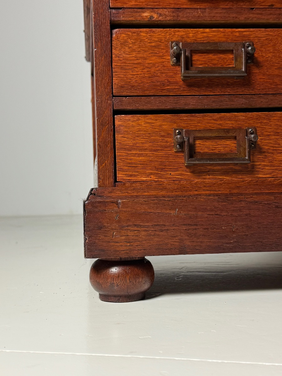 Commode belge vers 1910-photo-1