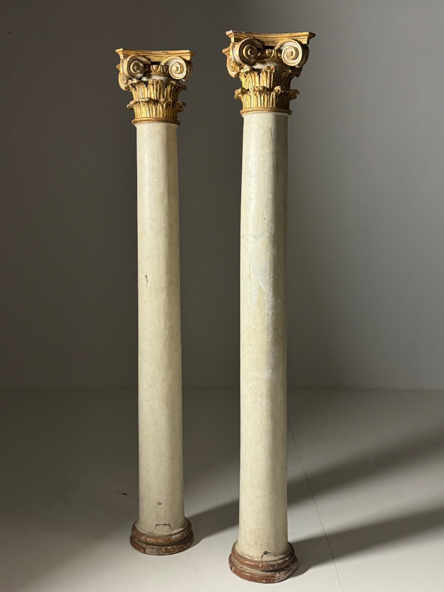 18th Century Columns With Gilded Capitals-photo-8
