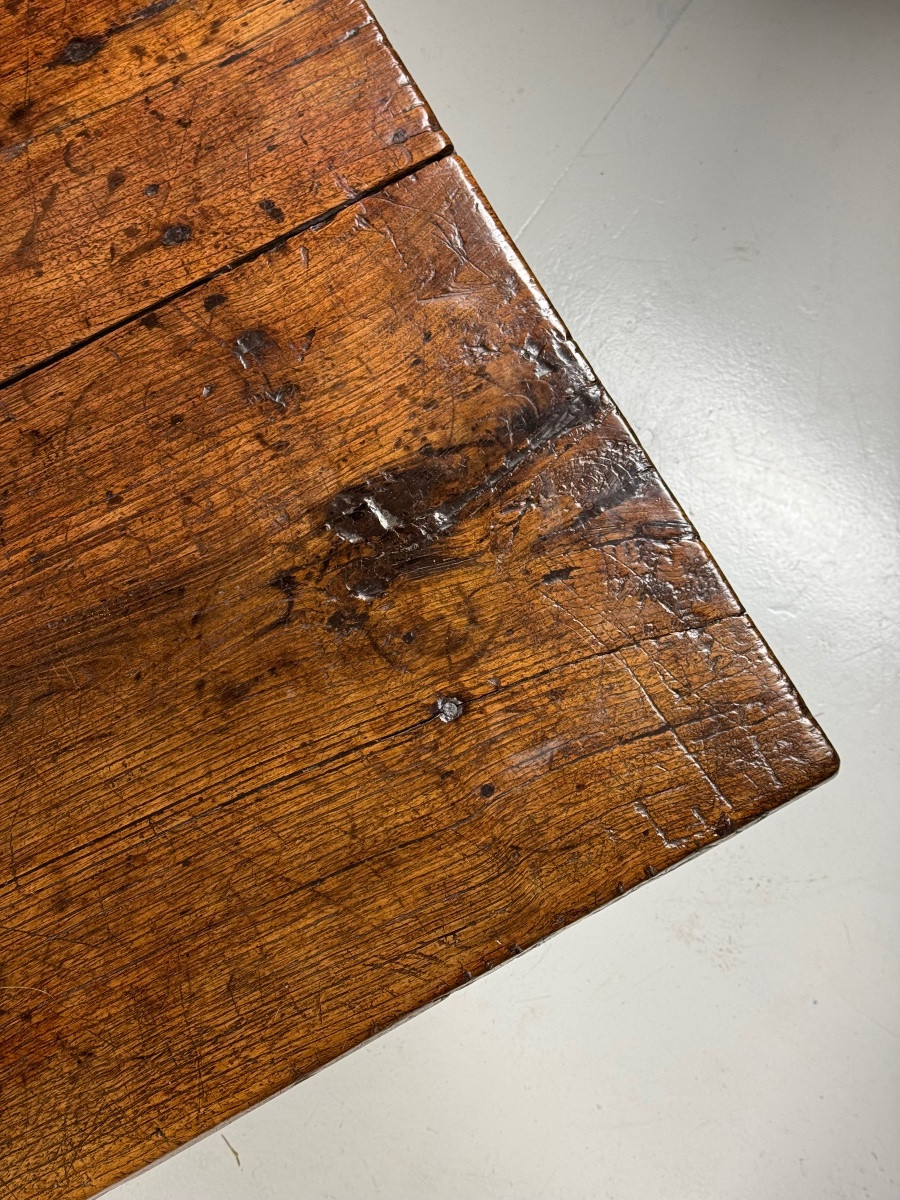 Table basse espagnole du XIXe siècle-photo-7