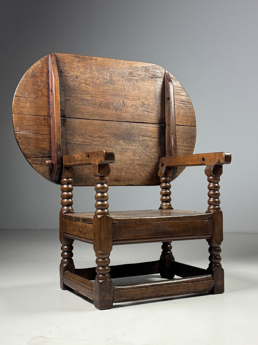 Chaise monk anglaise en chêne, XVIIIe siècle