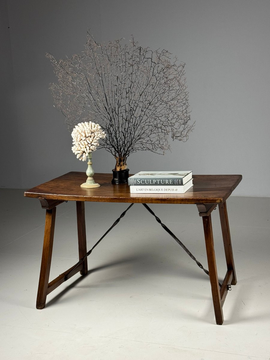 Table espagnole du XVIIIe siècle-photo-6