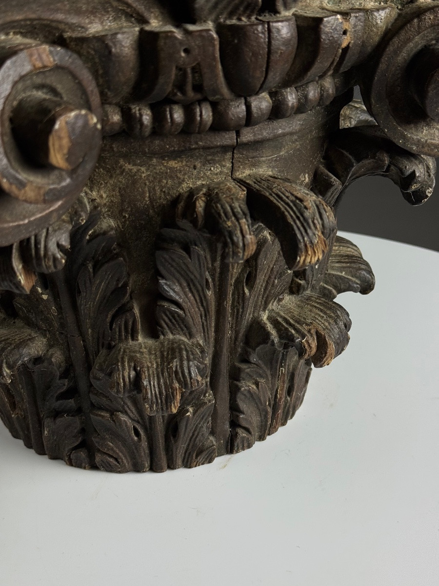 18th Century French Capital Oak-photo-3
