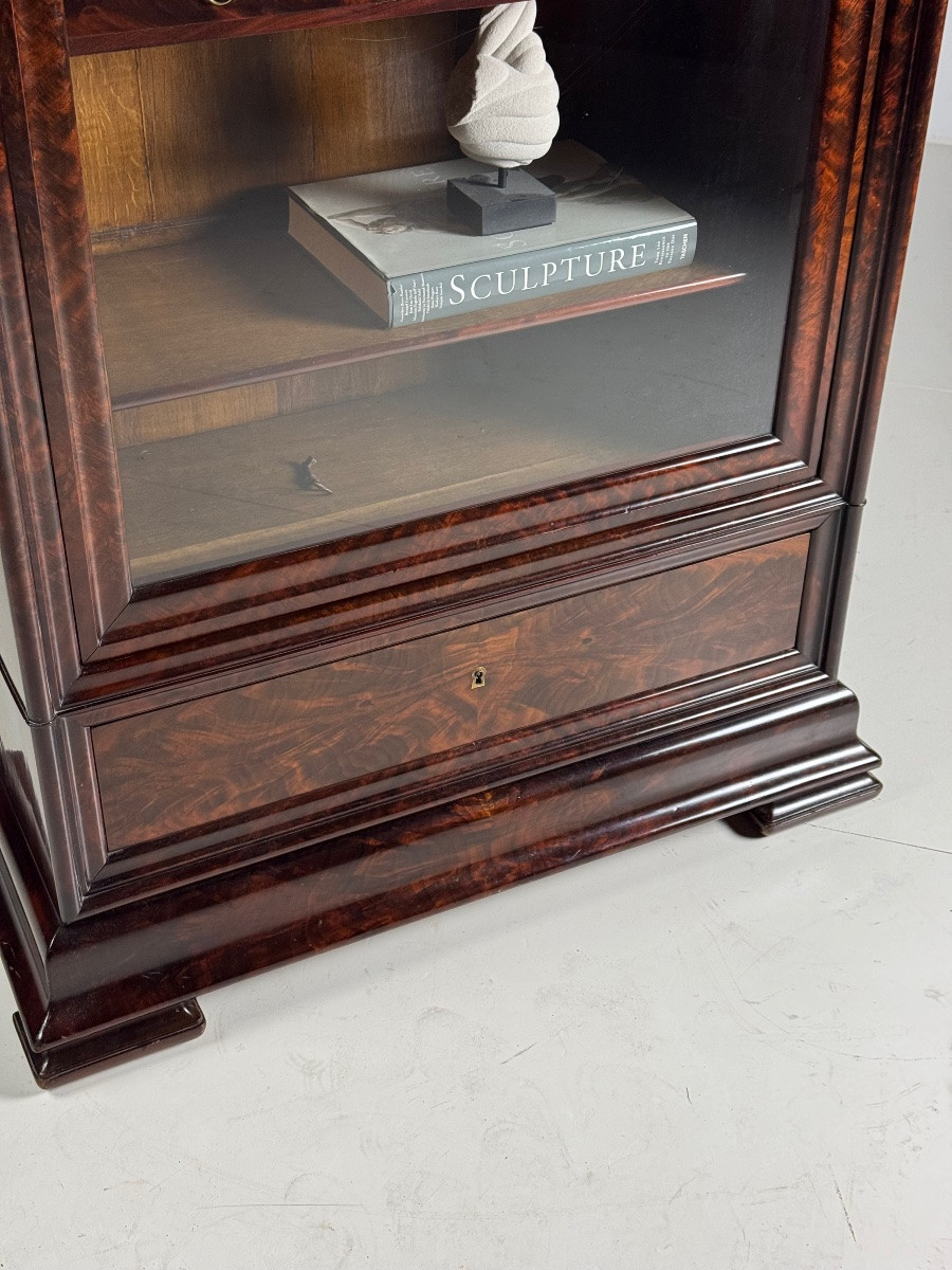 Vitrine Biedermeier en acajou, XIXe siècle-photo-4