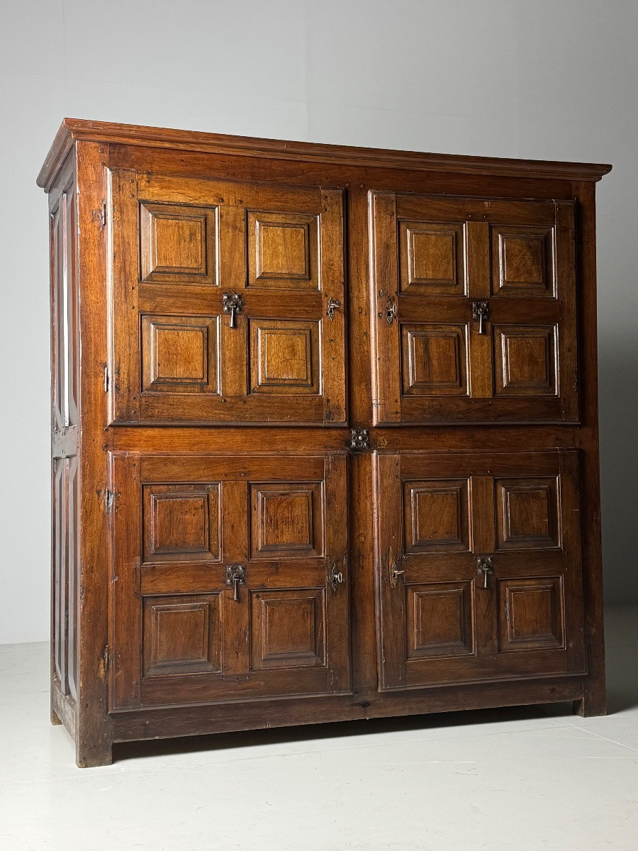 Cabinet espagnol ca. 1700-photo-7