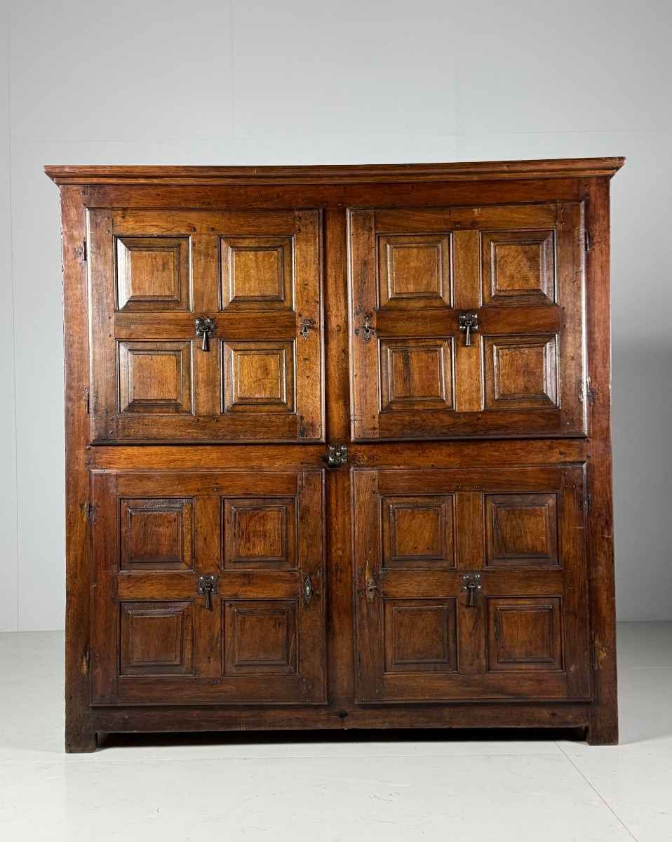Cabinet espagnol ca. 1700