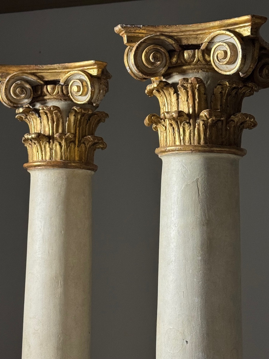 Colonnes du XVIIIe siècle avec chapiteaux dorés-photo-3