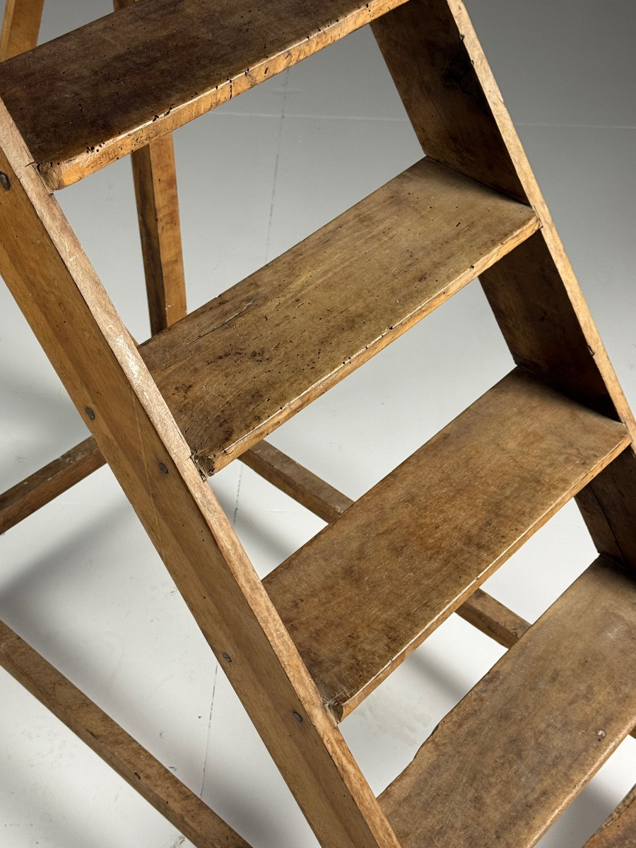 Escalier de bibliothèque rural grand format-photo-4