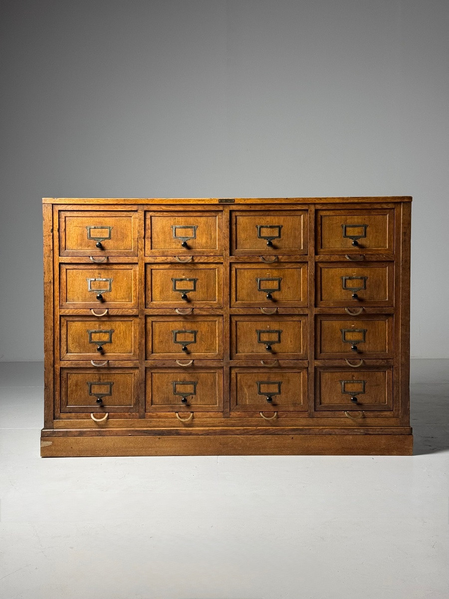 Oak Wardrobe With Shutters, Early 20th Century-photo-1