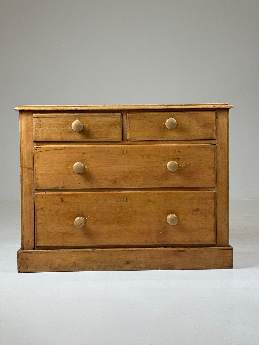 19th Century English Pine Chest Of Drawers-photo-4