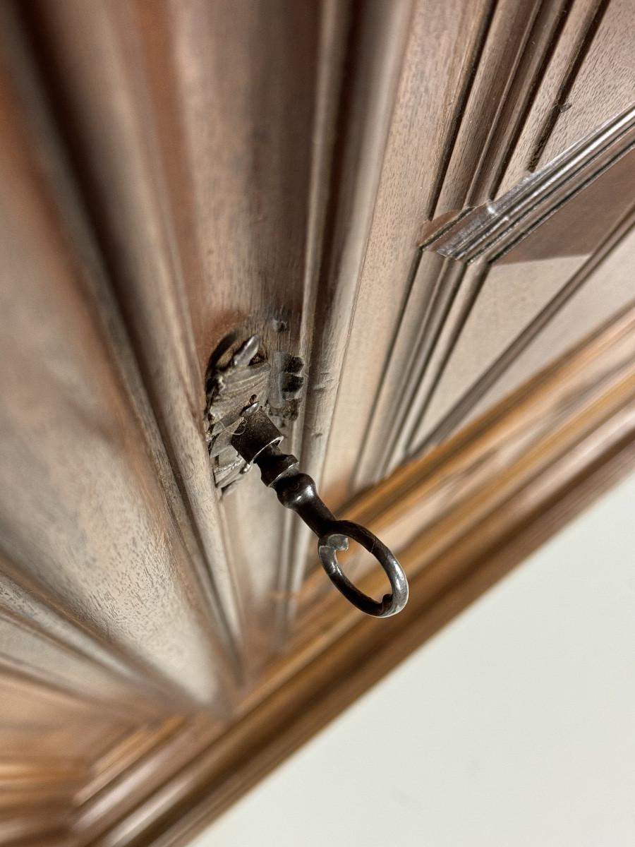 Cabinet géométrique en noyer de Bourgogne 1700-photo-3