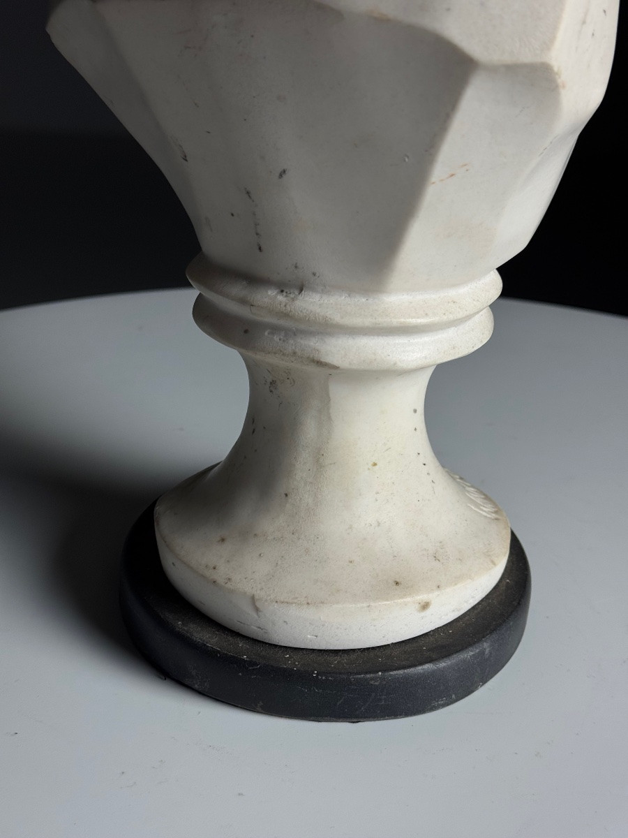 Cast Marble Bust Of Winston Churchill-photo-2