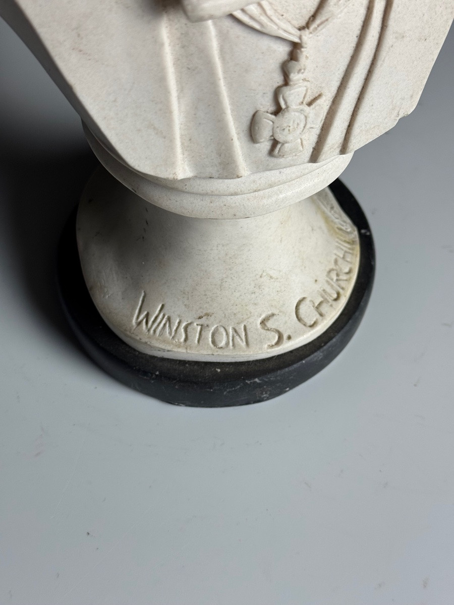Cast Marble Bust Of Winston Churchill-photo-5