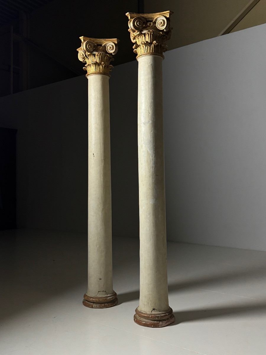 18th-century Columns With Gilded Capitals-photo-5