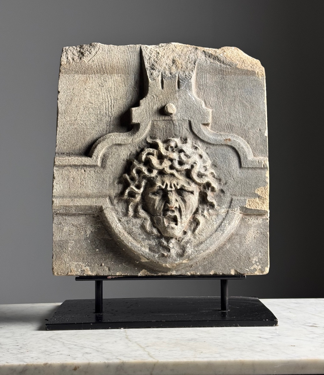 Fragment Of Hand-carved Stone From The 18th Century: Medusa