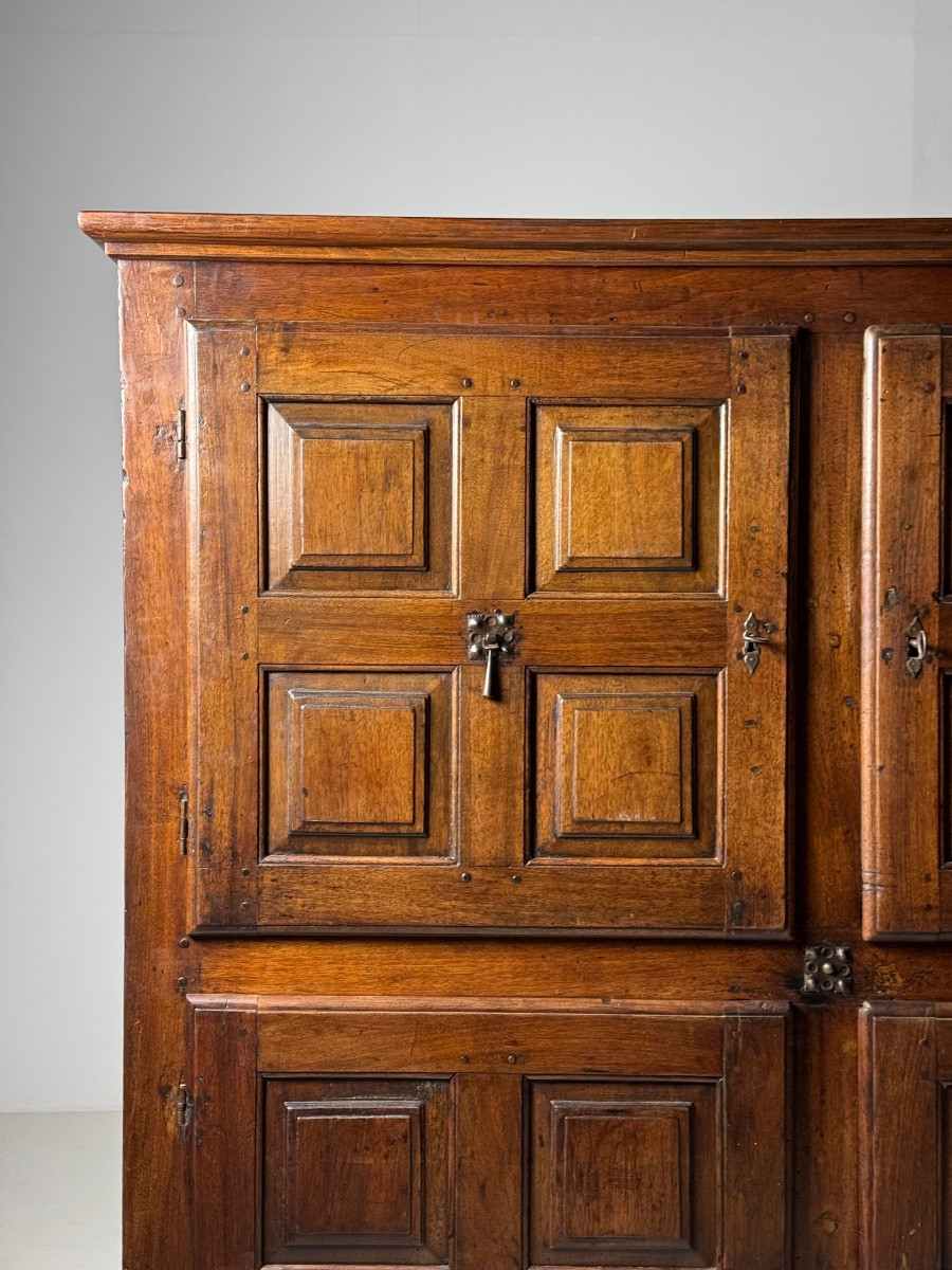 Cabinet espagnol ca. 1700-photo-1