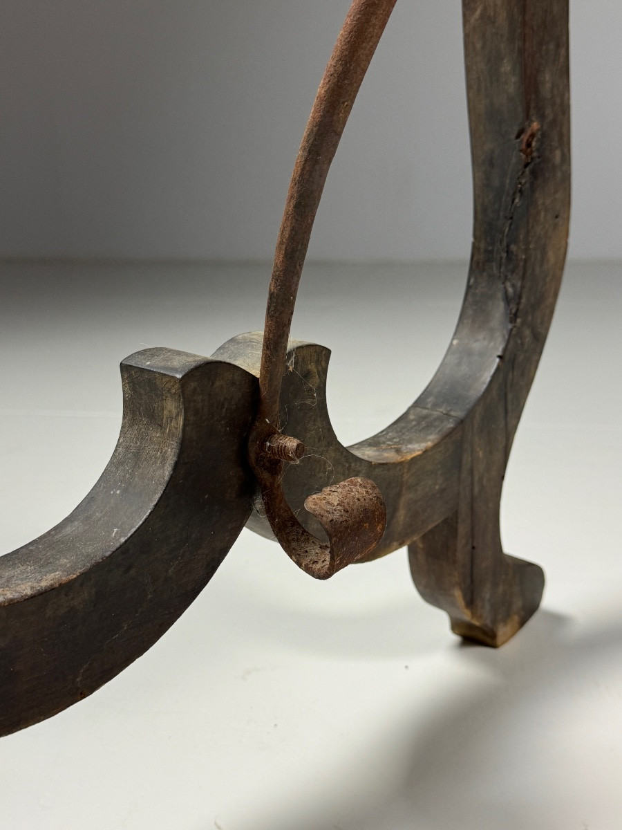 Table d'appoint espagnole du XIXe siècle-photo-2