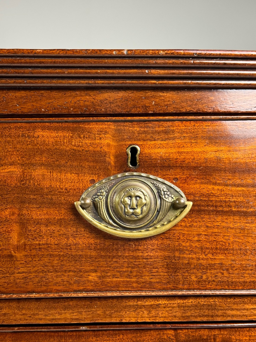 English Mahogany Chest Of Drawers-photo-2