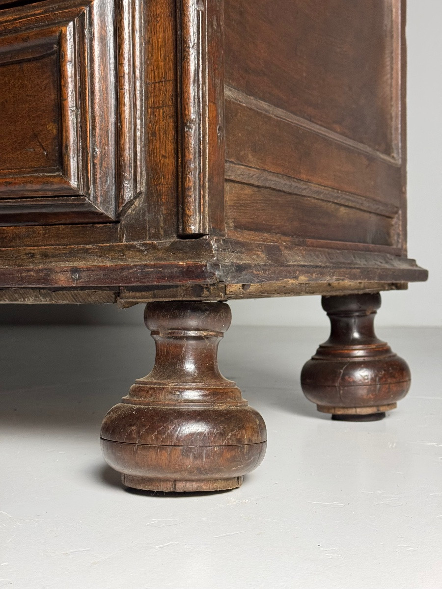 Commode anglaise du XVIIe siècle en chêne-photo-3