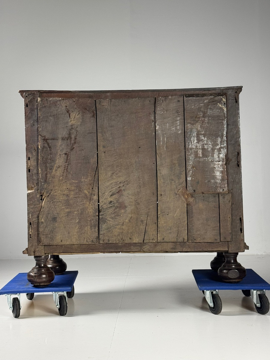 Commode anglaise du XVIIe siècle en chêne-photo-8