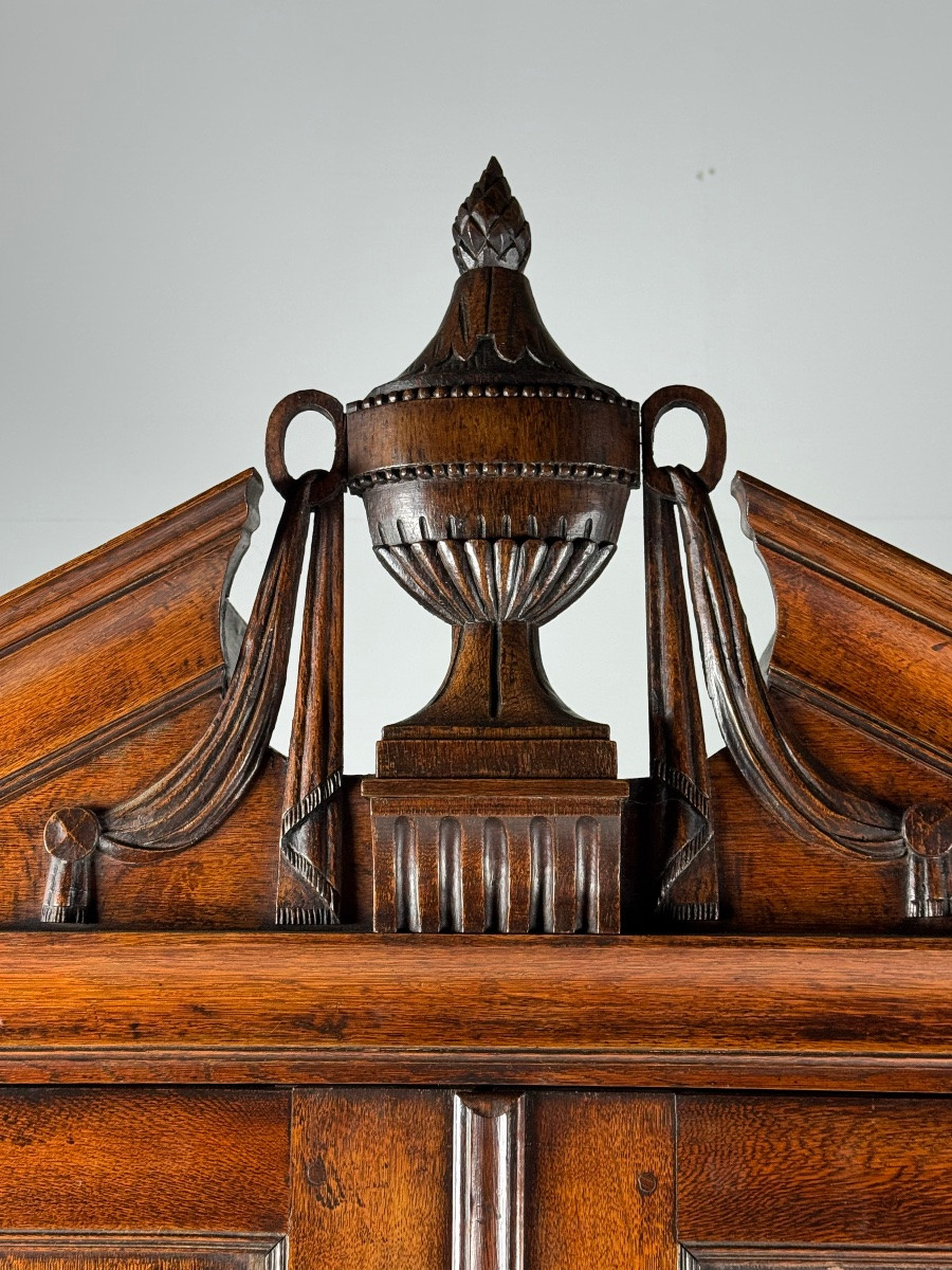 Cabinet hollandais en chêne du XVIIIe siècle-photo-4