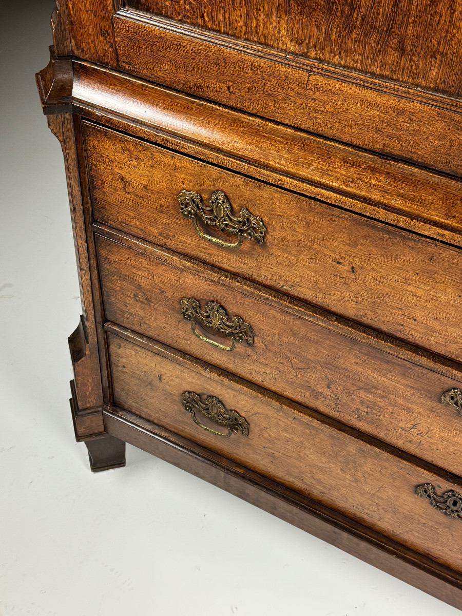 Cabinet hollandais en chêne du XVIIIe siècle-photo-4