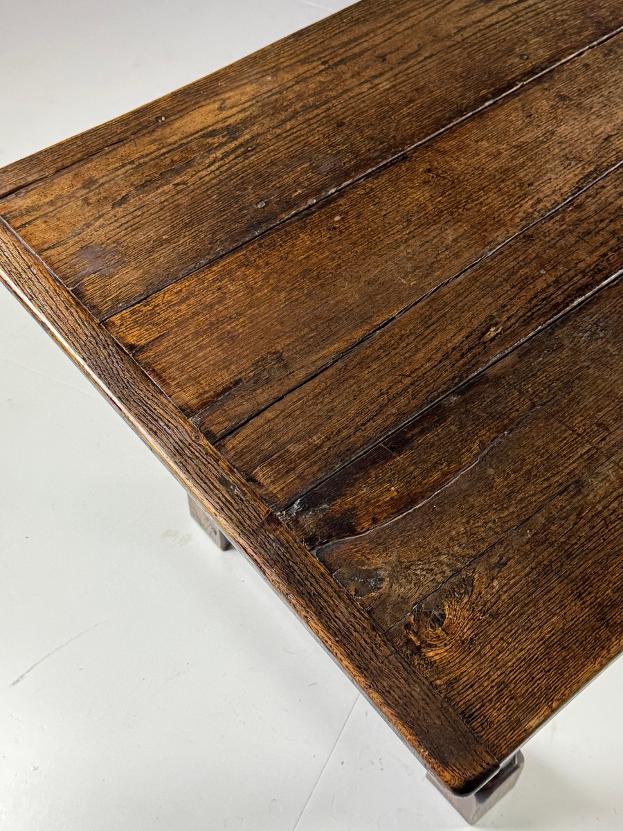 Dining Table With Turned Legs, Circa 1800-photo-1