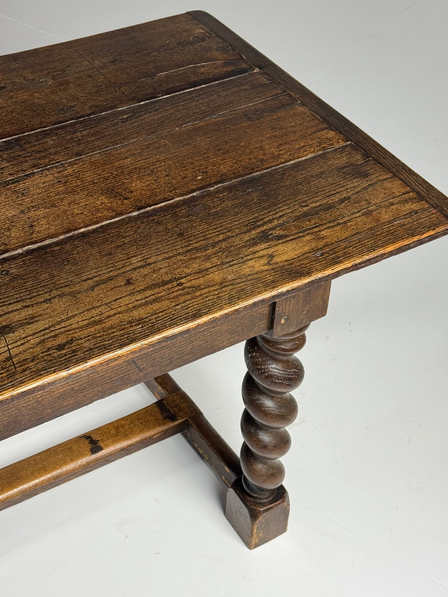 Dining Table With Turned Legs, Circa 1800-photo-2