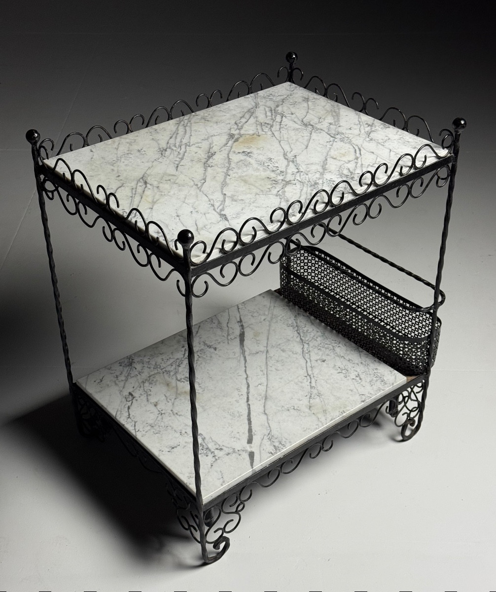 Table d'appoint en métal blanc marbré