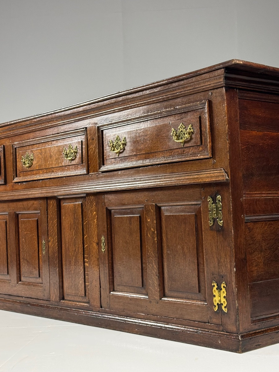 English Sideboard, Circa 1720, In Oak-photo-5