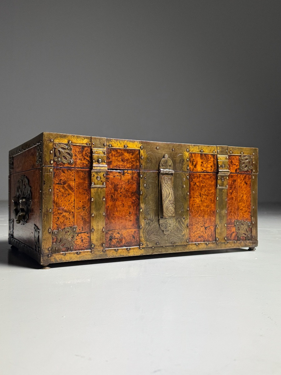 Coffre-fort néerlandais du début du XVIIIe siècle-photo-3