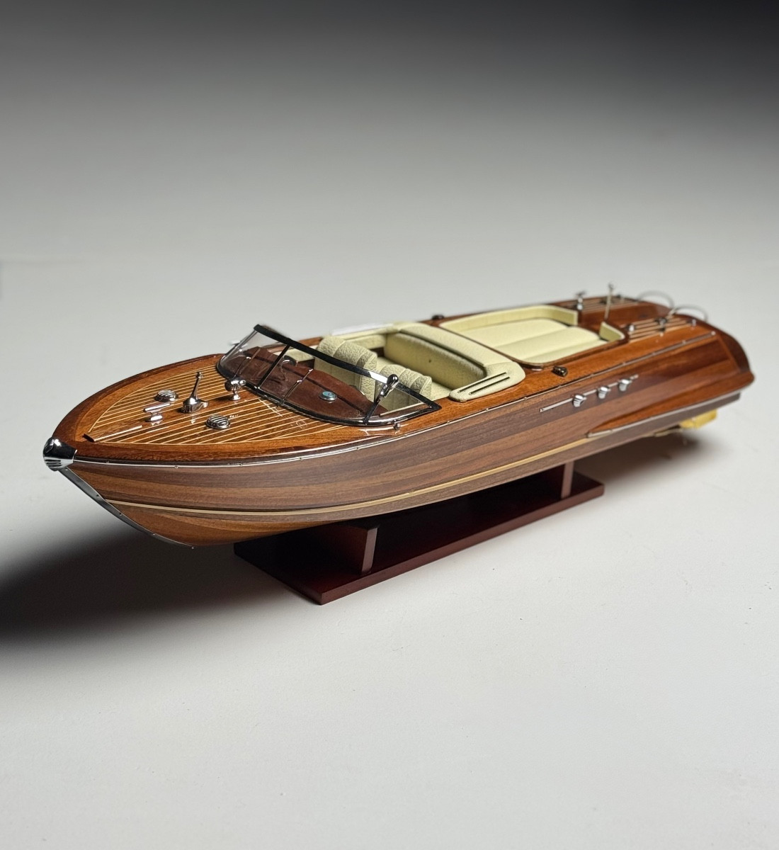 Maquette du bateau Riva Aquarama